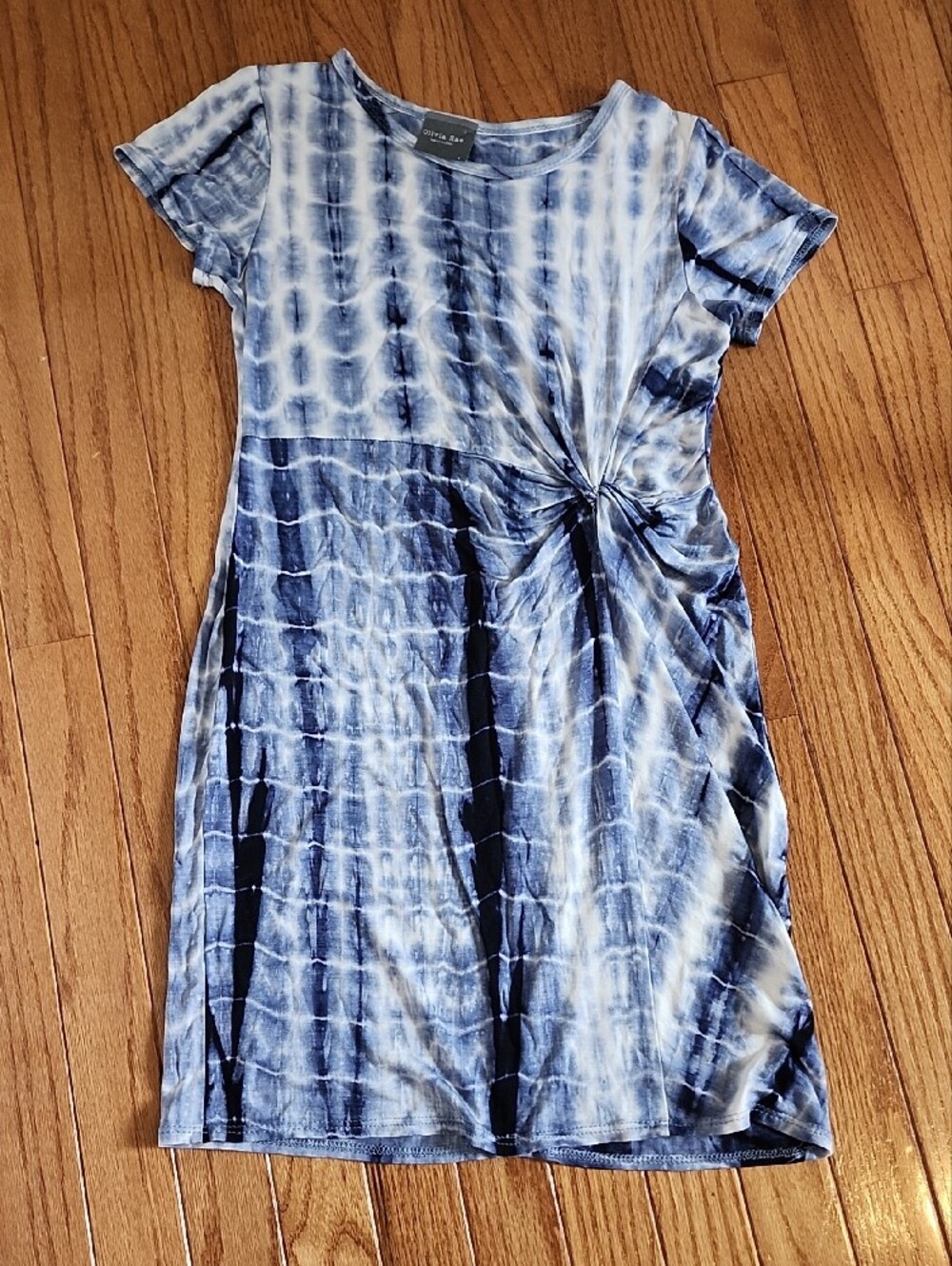 Olivia Rae Navy and White Tie-Dye Knot Side Tunic Dress With Short Sleeves - Picture 12 of 13